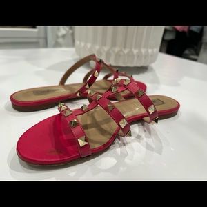 100% Authentic Valentino Garavani PINK caged sandals
